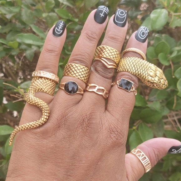 Egyptian Style Serpentine Snake Ring Set - Picture 2 of 5